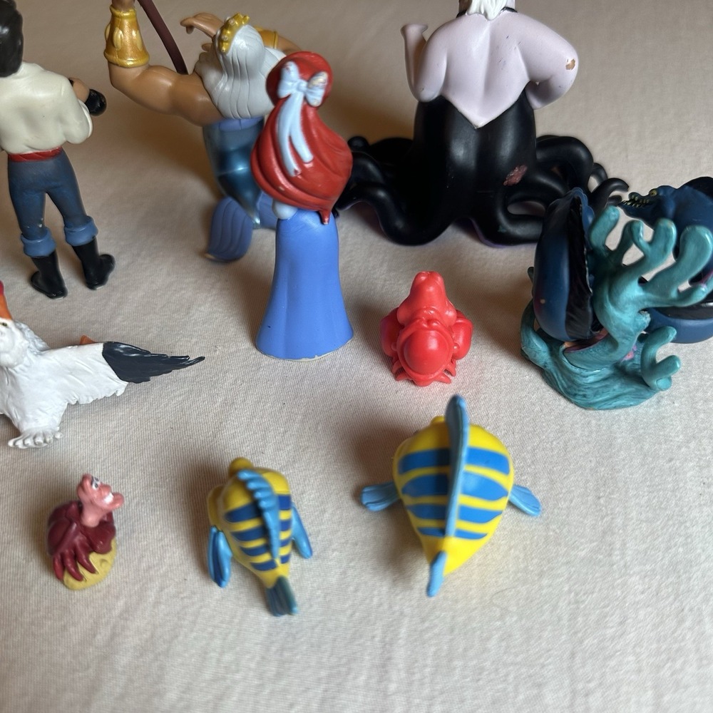 LITTLE MERMAID Figure Play Set DISNEY PVC TOY Ariel SEBASTIAN Flounder URSULA - Picture 9 of 9